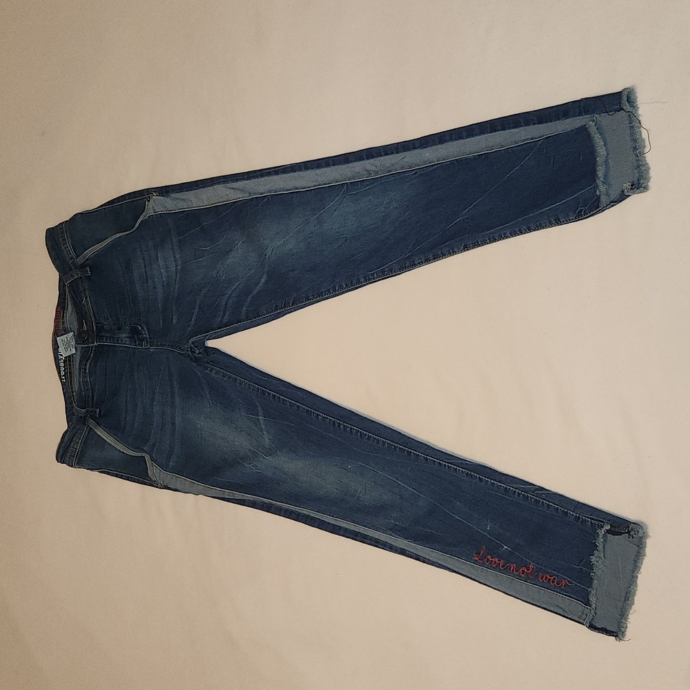 Freestyle Revolution size 11 "Love Not War" Denim Jeans